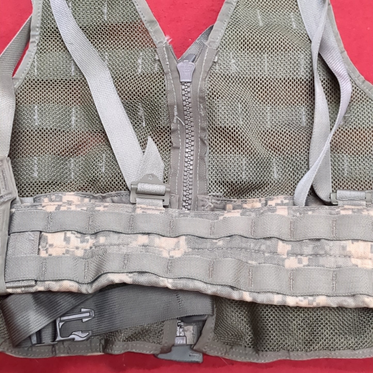 US Army ACU Digitial Camo Fighting Load Carrier FLC Molle Used (eb06-NOV158)