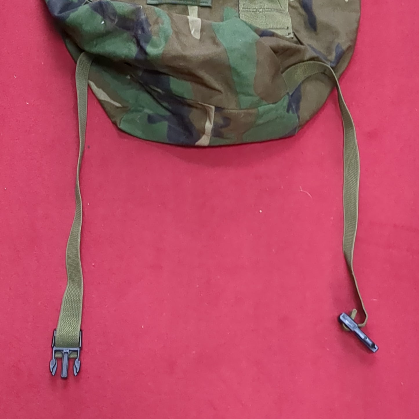 US Army BDU Equipment Bag Carrier Good Condition (aa12-NOV176)