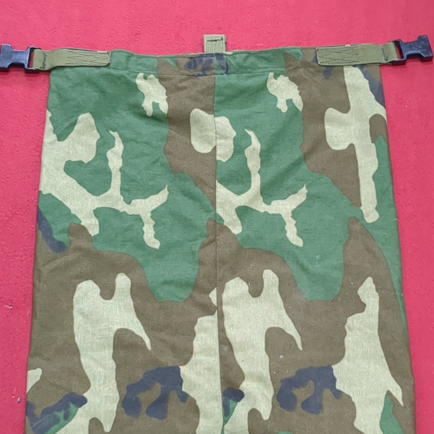 US Army BDU Equipment Bag Carrier Good Condition (aa12-NOV176)