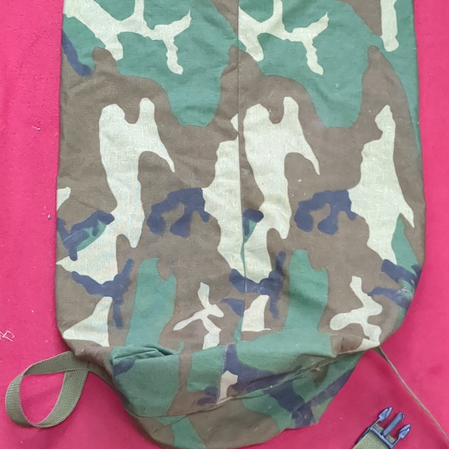 US Army BDU Equipment Bag Carrier Good Condition (aa12-NOV176)