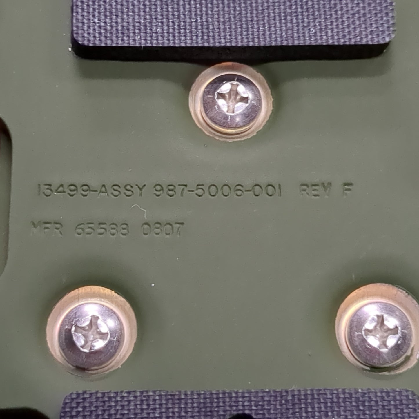 DAGR INSTALLATION MOUNT NSN 5975-01-521-3063   (fc03-NOV196)