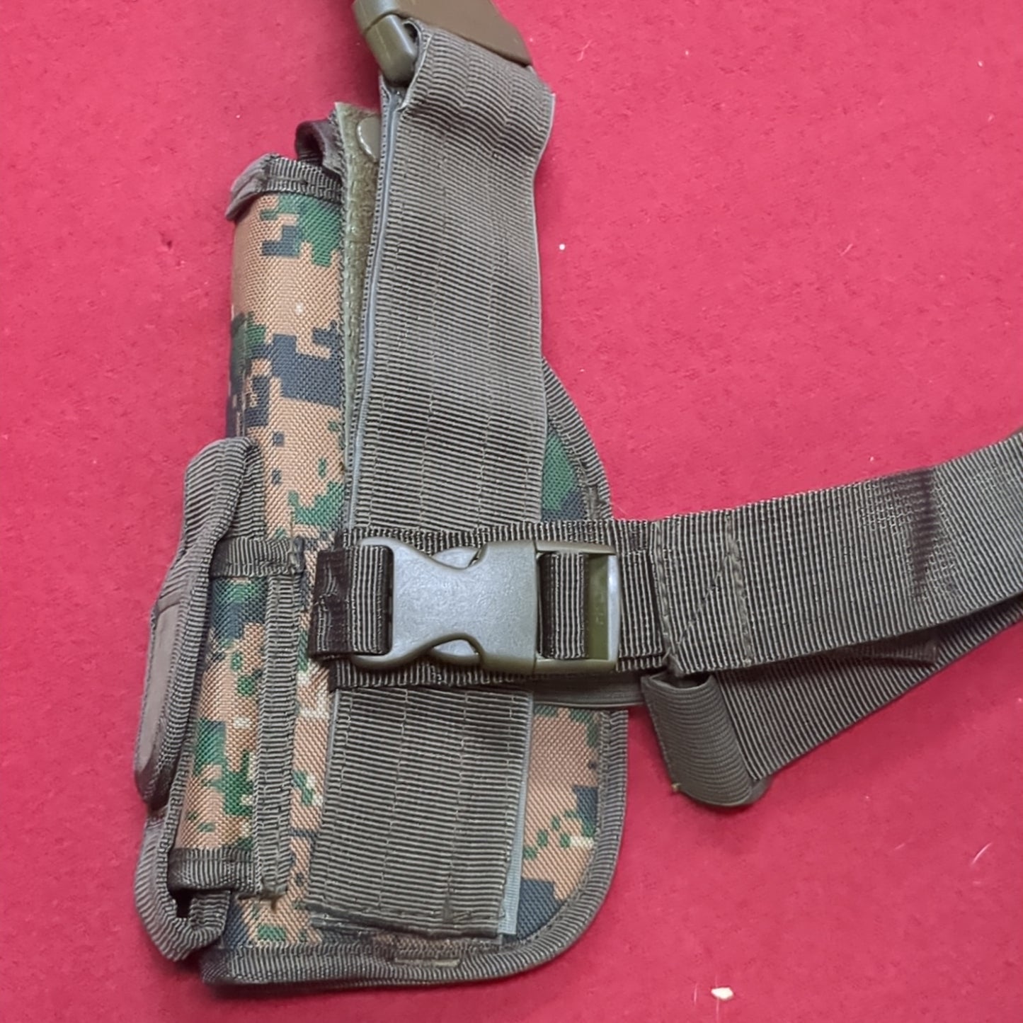 NOS Fox Tactical Universal Thigh Drop Leg Holster Digital Woodland Right (34cr-ca02-NOV223)