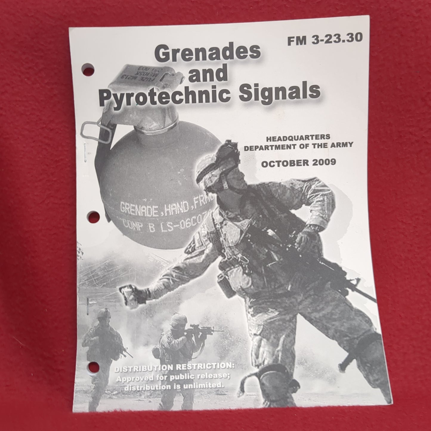 BOOK GRENADES AND PYROTECHNIC SIGNALS FIELD MANUAL OCTOBER 2009 (BOX24)