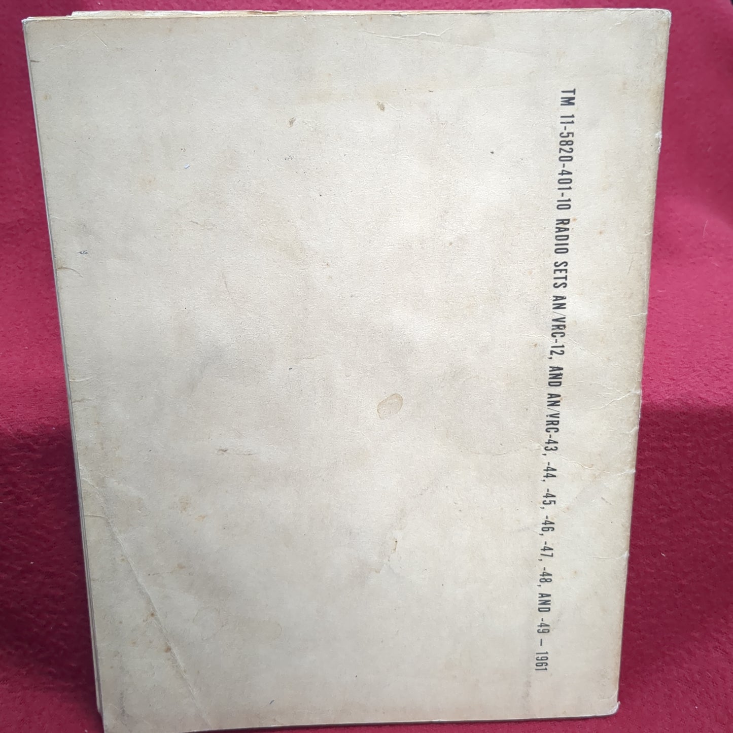 BOOK DEPARTMENT OF THE ARMY TECHNICAL MANUAL OPERATOR'S MANUAL: RADIO SETS (LISTED BELOW) 20 DECEMBER 1961(BOX25)