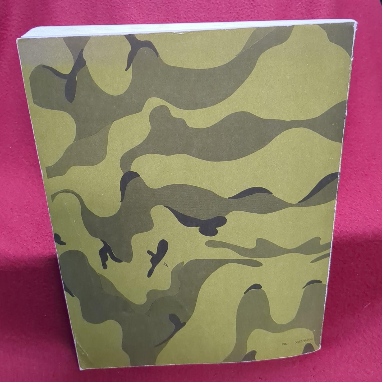BOOK - HEADQUARTERS OF THE ARMY: SOLDIER'S MANUAL OF COMMON TASKS: SKILL LEVELS 2-4: OCTOBER 1992 (BOX 29)