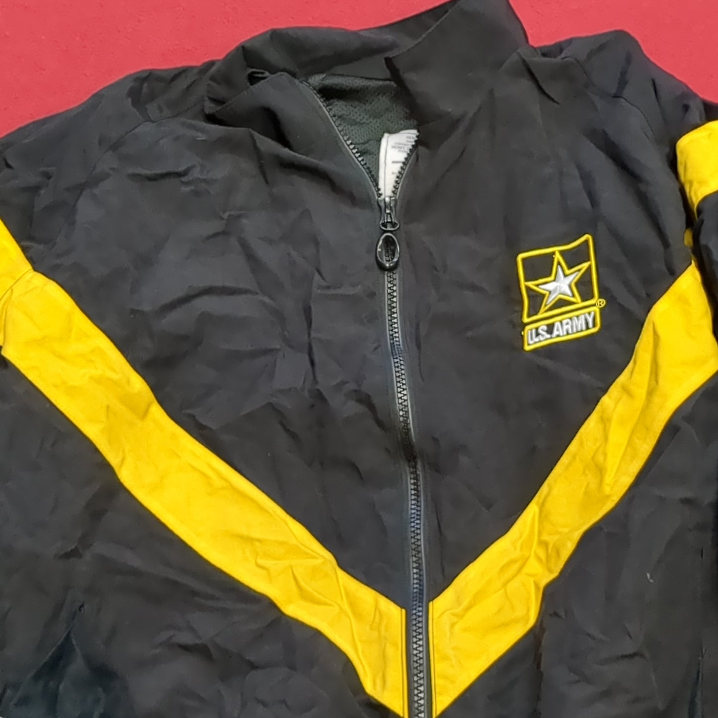 NOS US Army Medium X-Short Black Gold Jacket Cold Weather APFU PT Uniform (fb14-DEC101)