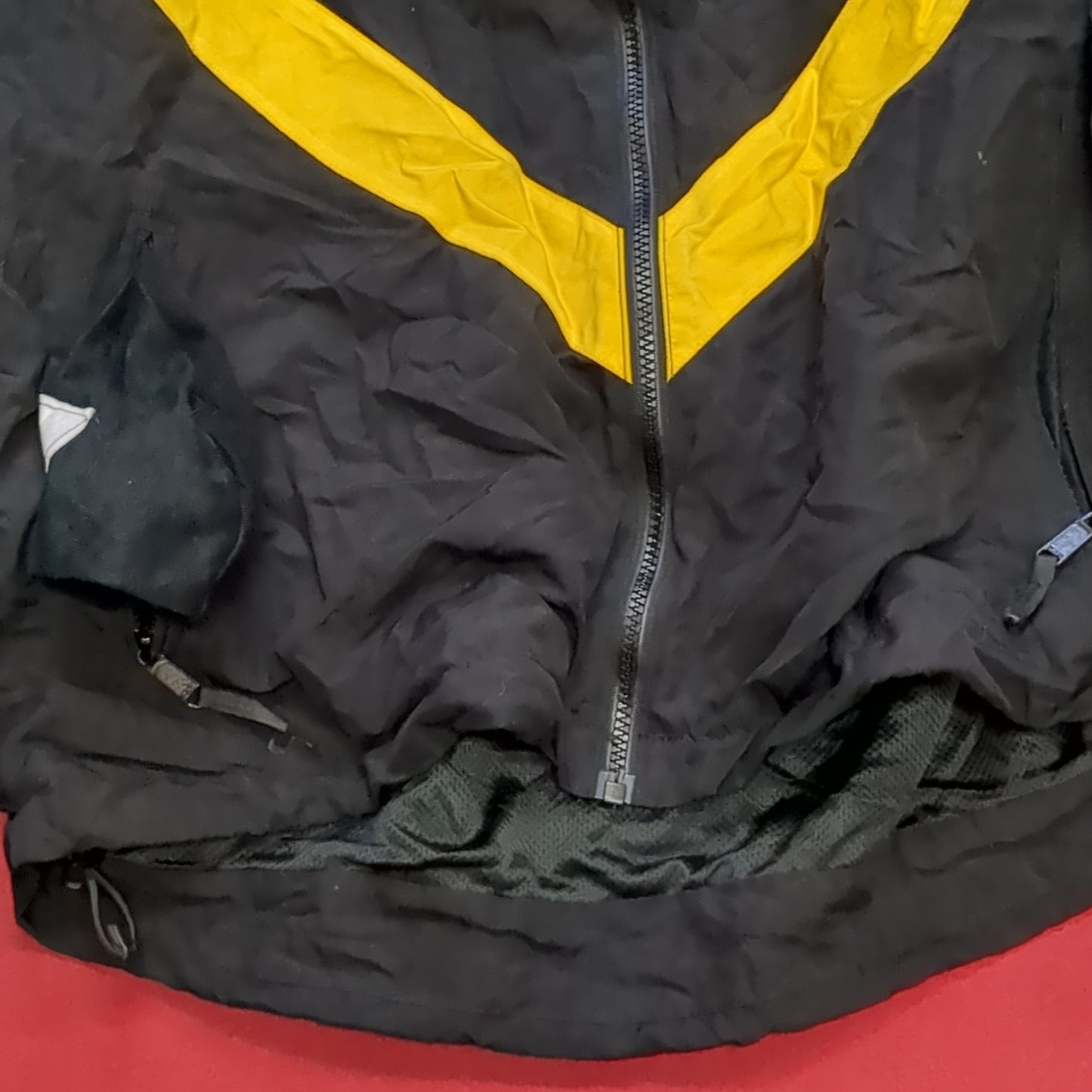 NOS US Army Medium X-Short Black Gold Jacket Cold Weather APFU PT Uniform (fb14-DEC101)