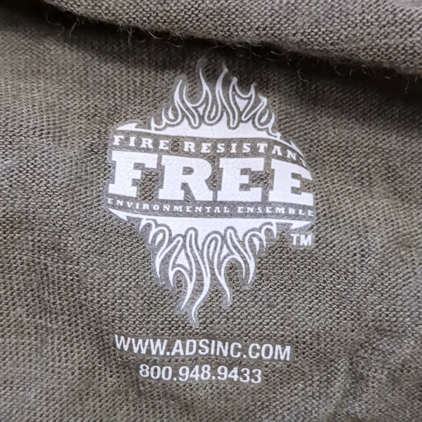 NOS FREE Fire Resistant Elite PPE Fire Resistant T-Shirt Mens Foilage Green FREE Uniform Large (a16- da10-DEC104)