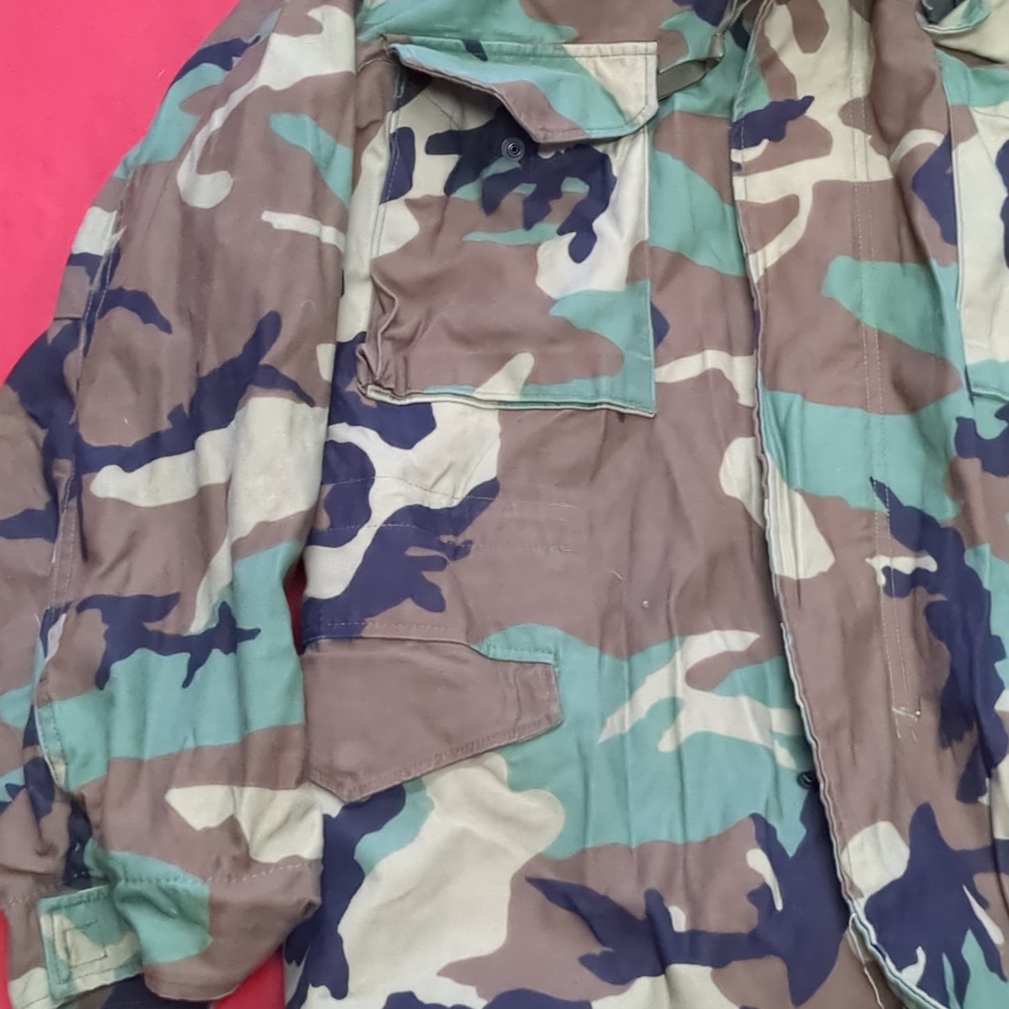 US Army Medium/Regular BDU Woodland Man's Cold Weather Field Jacket Excellent Condition (BDU2-FA13-DEC135)