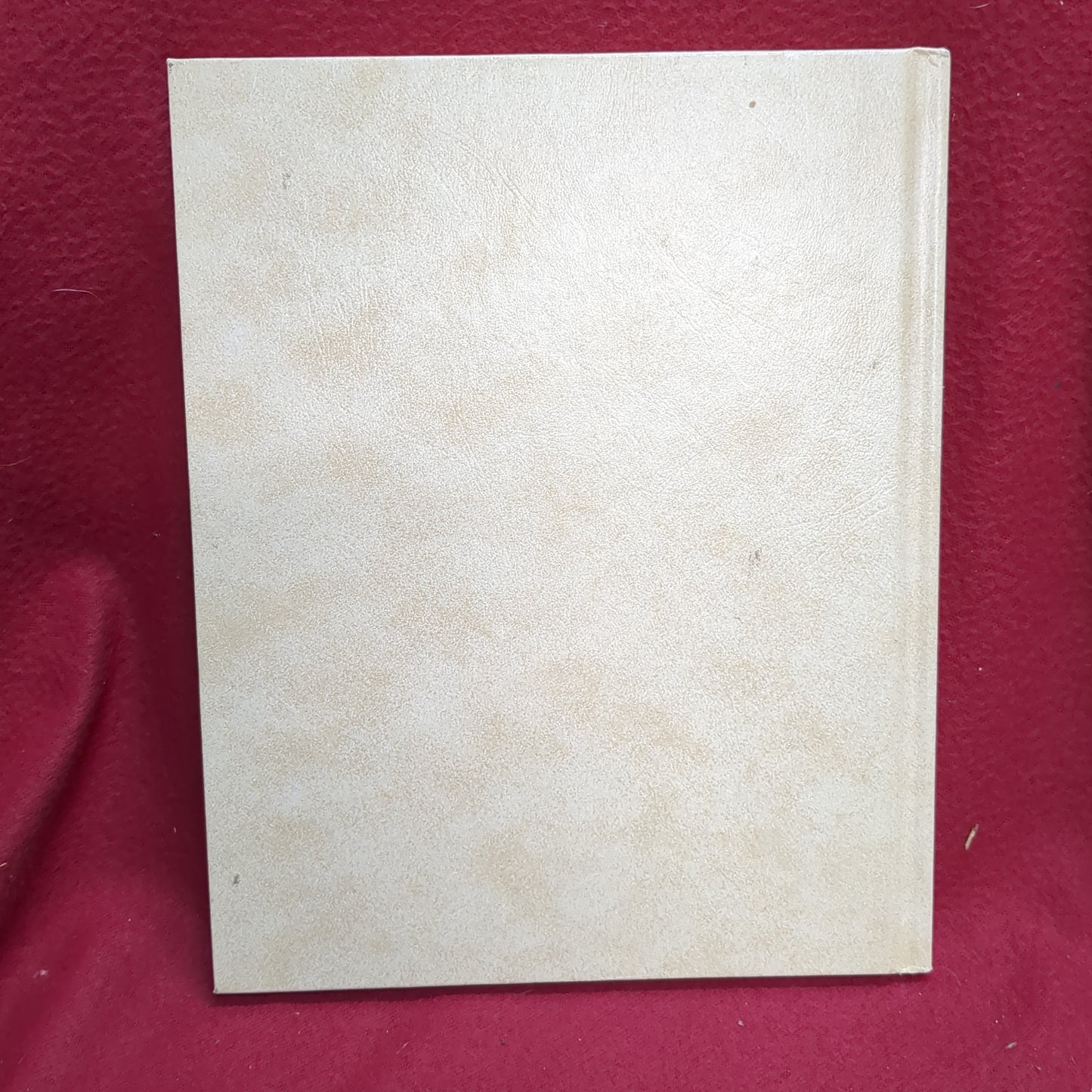 BOOK - THE MILITARY YEARBOOK: 1993 (BOX 37)