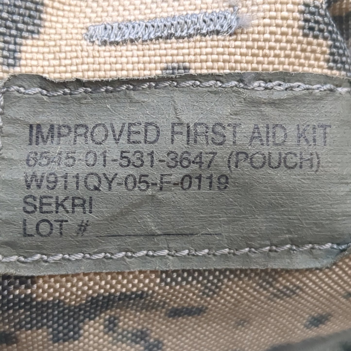US Army Improved First Aid Kit (IFAK) ACU Pattern (ac07-JAN164)