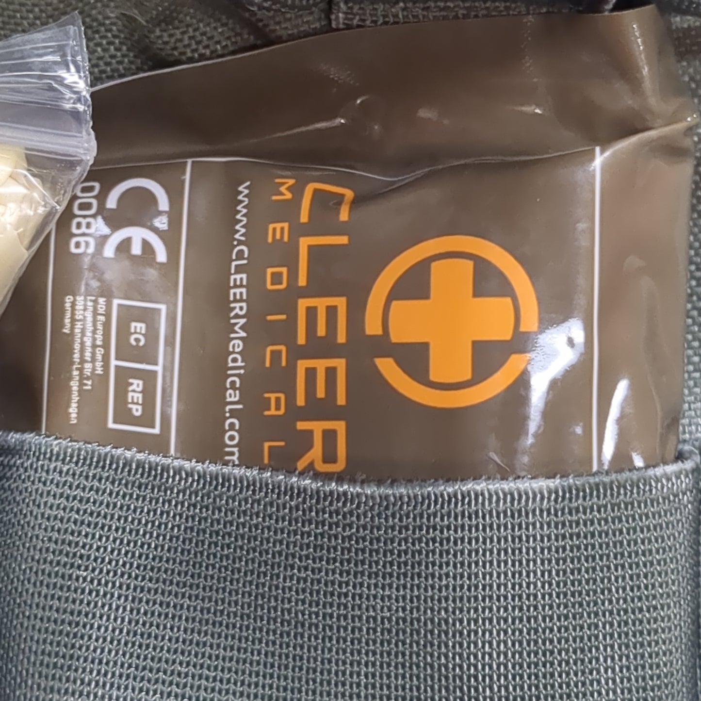 US Army Improved First Aid Kit (IFAK) ACU Pattern (ac07-JAN164)