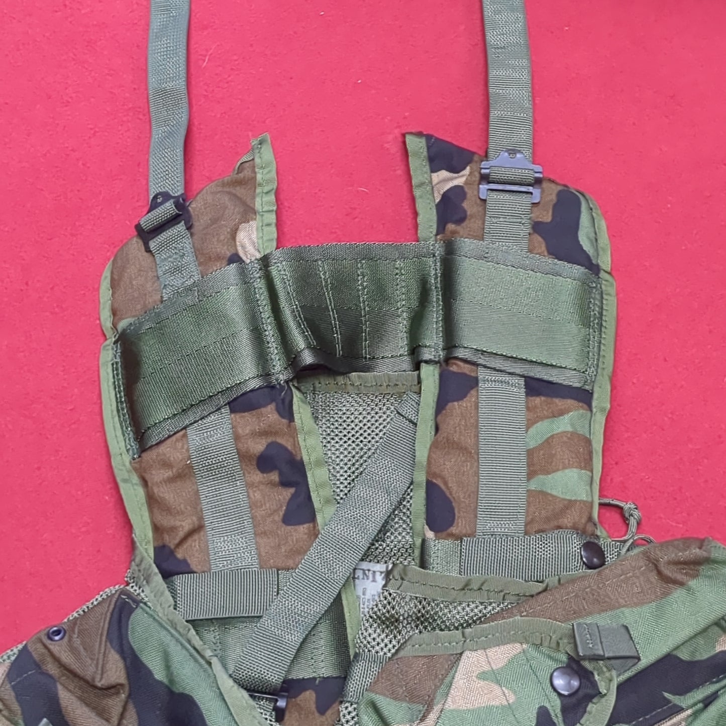 US Army Military Woodland Camouflage Enhanced Tactical Fighting Load Carrier FLC W/ Pouches Good Condition (eb10-FEB11)