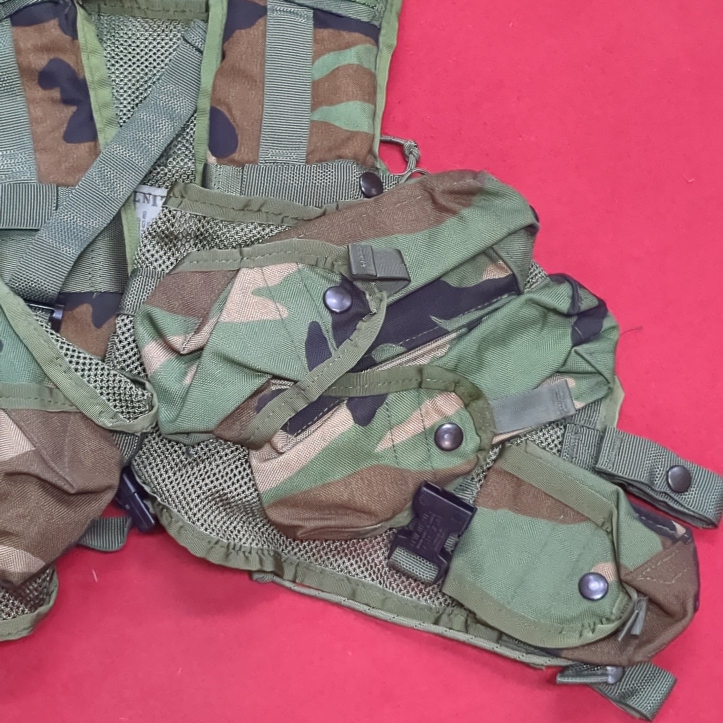 US Army Military Woodland Camouflage Enhanced Tactical Fighting Load Carrier FLC W/ Pouches Good Condition (eb10-FEB11)