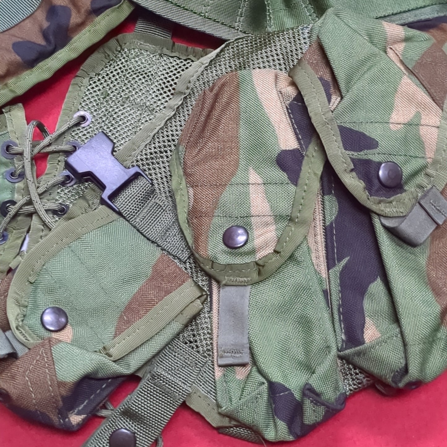US Army Military Woodland Camouflage Enhanced Tactical Fighting Load Carrier FLC W/ Pouches Good Condition (eb10-FEB11)