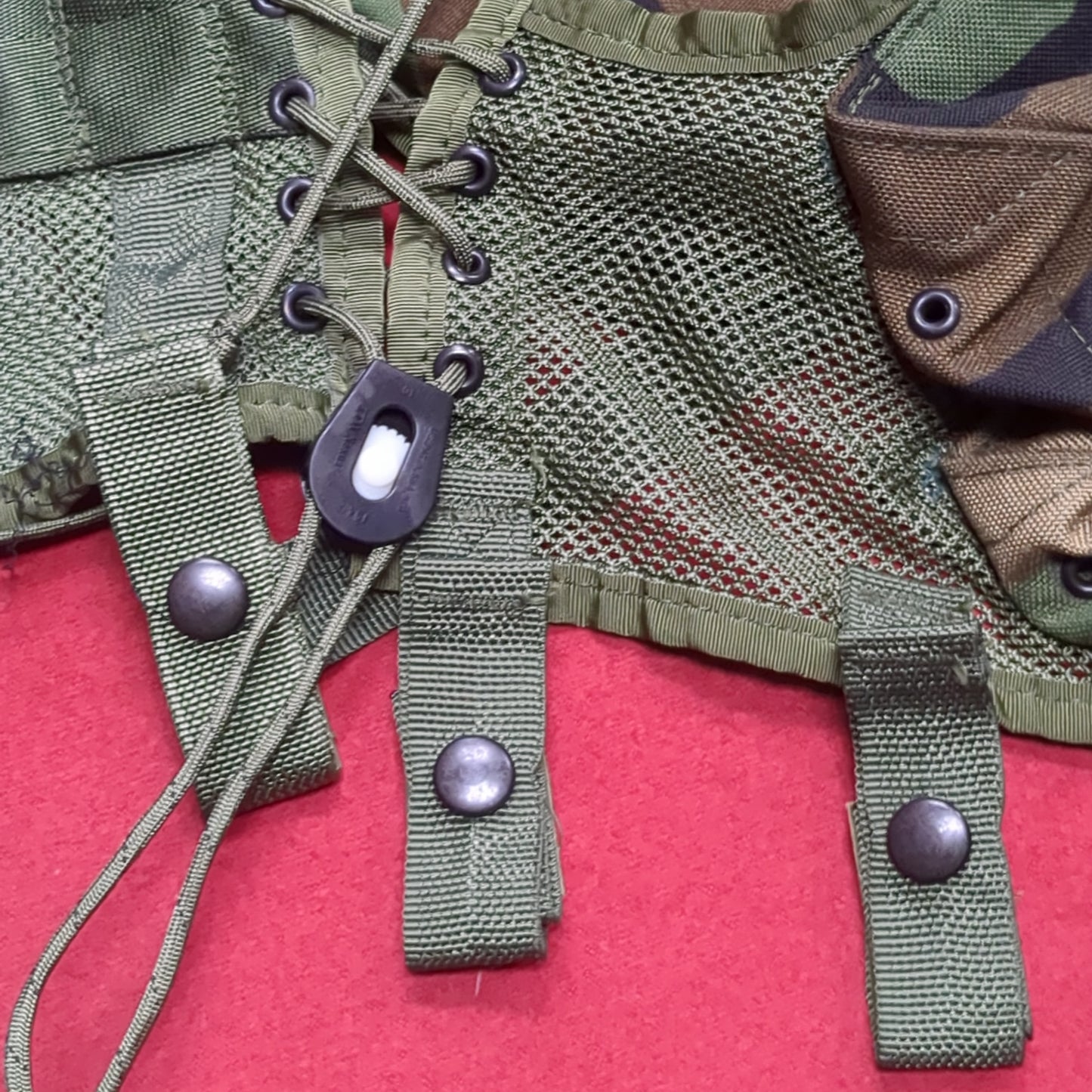 US Army Military Woodland Camouflage Enhanced Tactical Fighting Load Carrier FLC W/ Pouches Good Condition (eb10-FEB11)