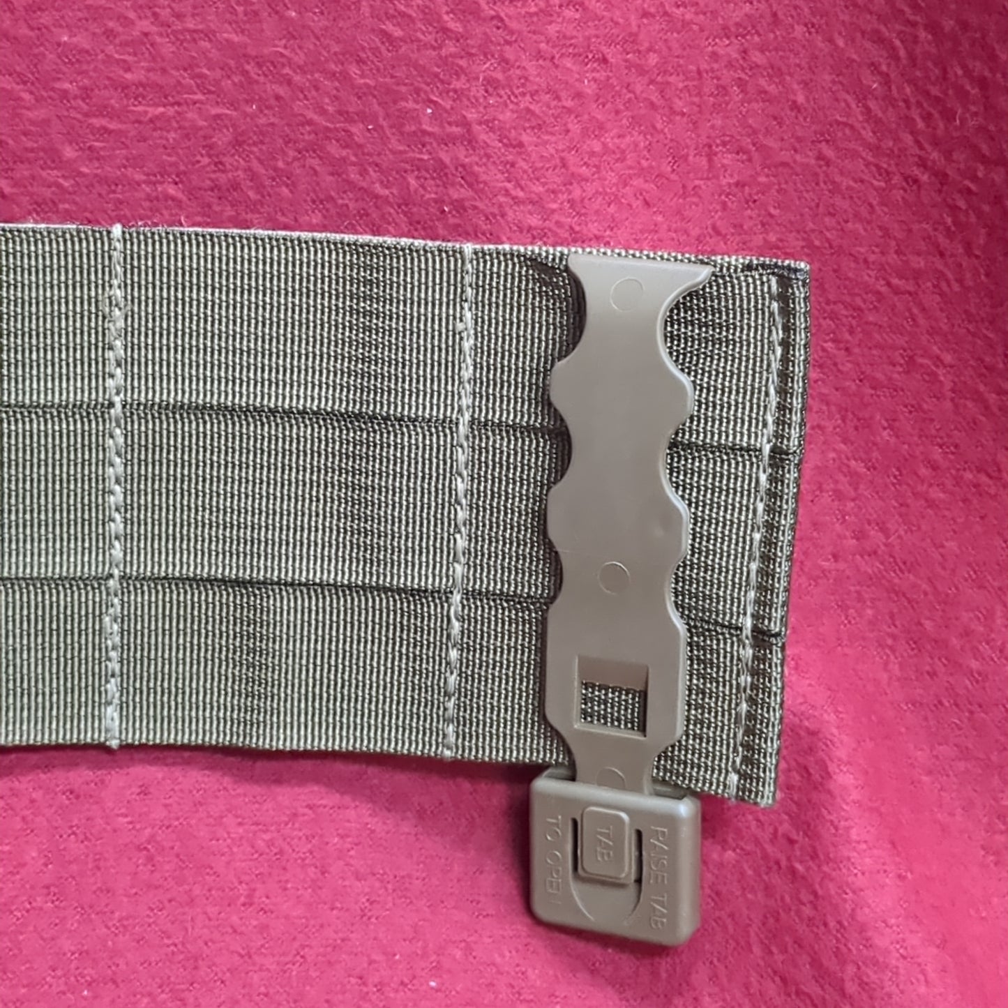 Tactical Tailor MOLLE Modular Badge/ID Patch Panel Coyote Brown Excellent Condition (34cr- ca2-FEB42)