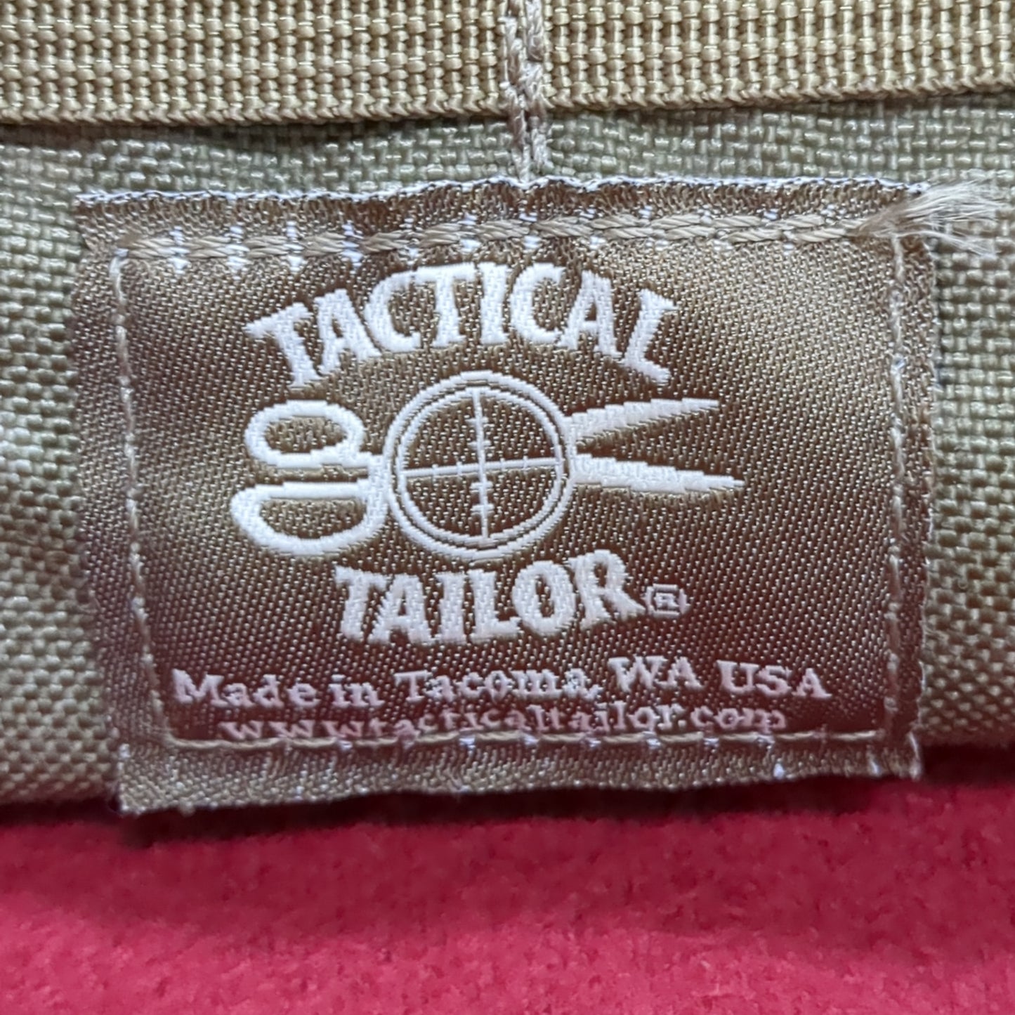 Tactical Tailor Horizontal Hydration Carrier Pack W/Malice Clips 100oz Used (34cr- ca2-FEB97)