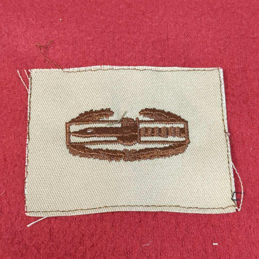 NOS US Army CAB Combat Action Badge Sew on Desert DCU Camouflage (WSA02-LA)