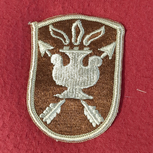 NOS US Army JFK Special Warfare Center & School Sew on Patch Desert DCU Camouflage (WSA04-QA)