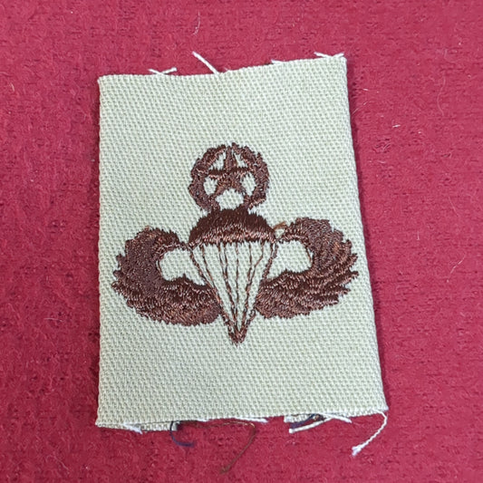 NOS US Army Master Jump Wings Sew on Patch Desert DCU Camouflage (WSA04-DB)