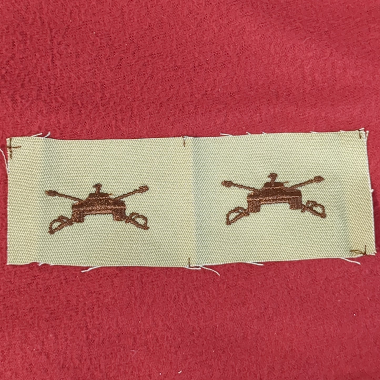 SET of NOS US Army Armor Branch Sew on Patch Desert DCU Camouflage (WSA06-HC)