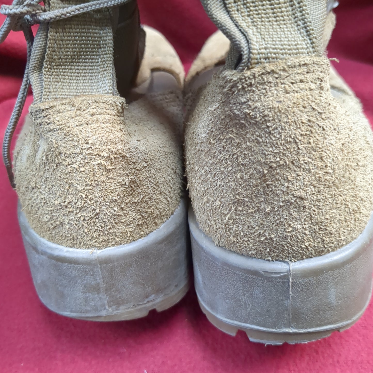 US Army 7.5 W Wide Hot Weather Combat Boots Coyote 1004 Used (BA09-ALP47)