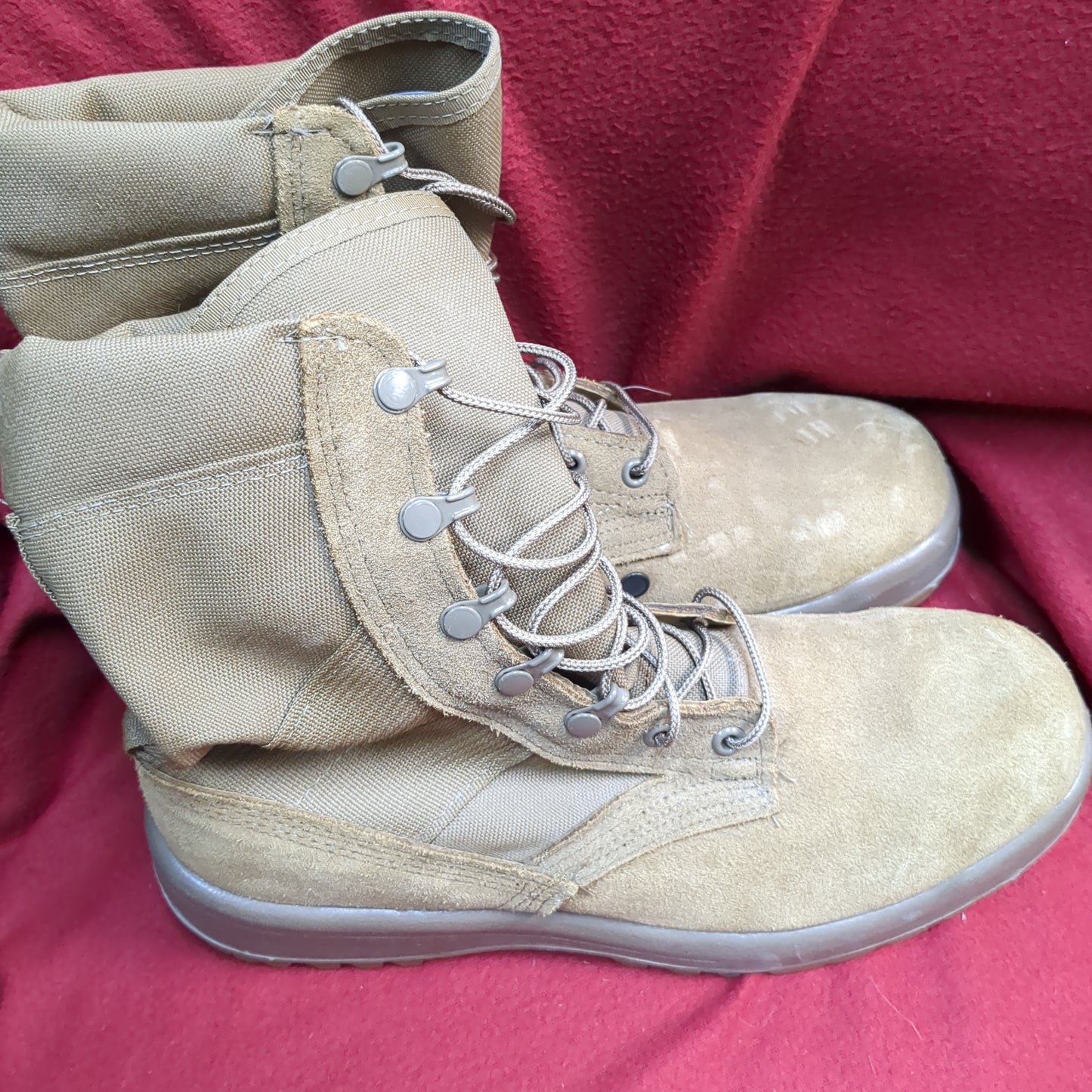 BELLEVILLE Desert Coyote Combat Boots 9.5 AHWC 18-D-1001 Used (BA09-ALP48)