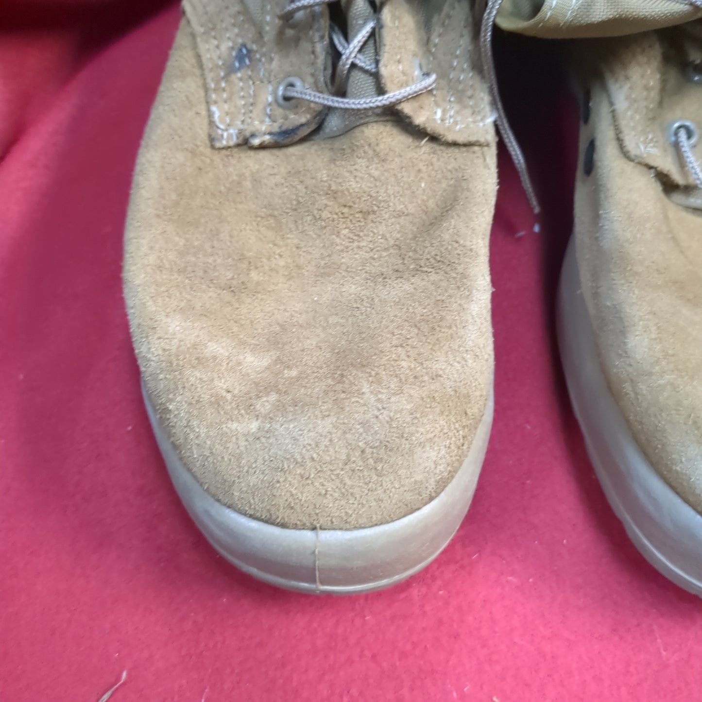 BELLEVILLE Desert Coyote Combat Boots 9.5 R AHWC 18-D-1001 Used (FA20-ALP51)