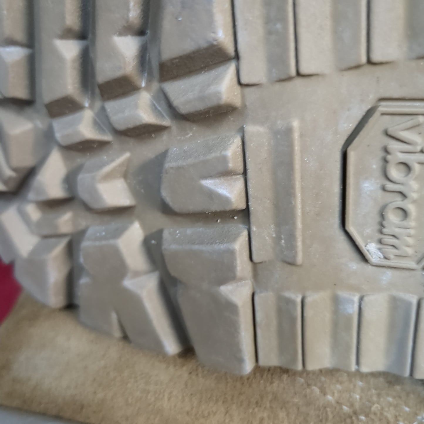 BELLEVILLE Desert Coyote Combat Boots 9.5 R AHWC 18-D-1001 Used (FA20-ALP51)