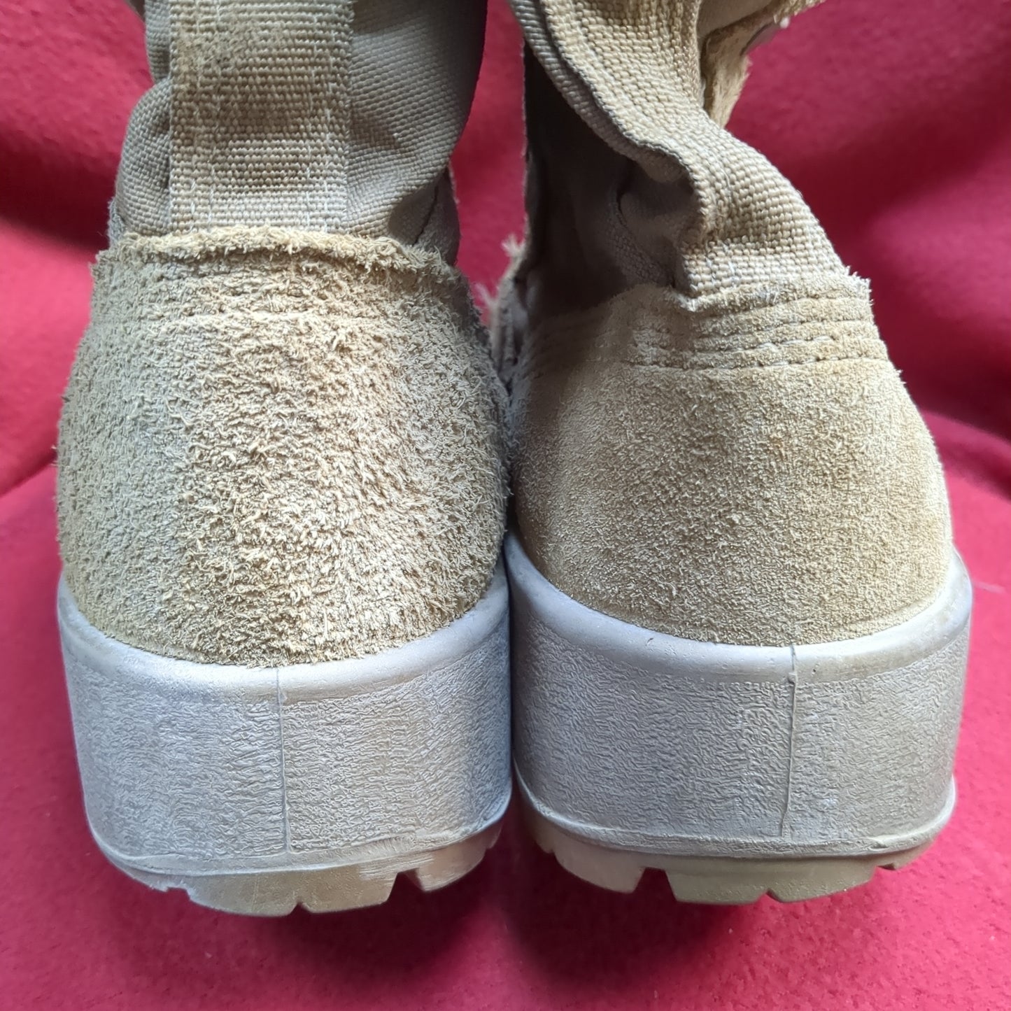 US Army 9 R Hot Weather Combat Boots Coyote 1004 Used (FA20-ALP52)