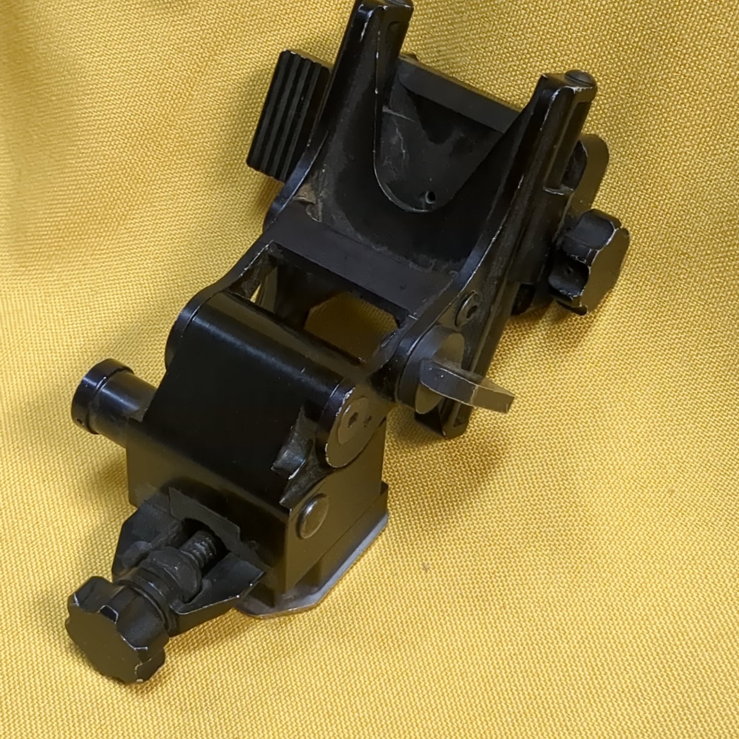 Norotos TATM Helmet NVG Mount for PVS-15/18/21 SOF (bar ac04-yam12)