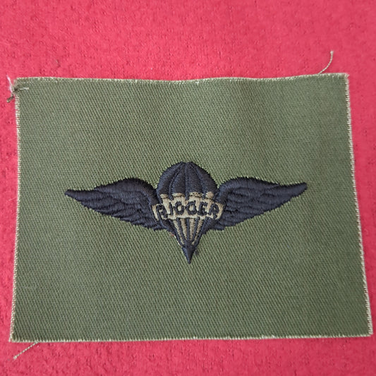 US Army RIGGERS Badge SEW ON Subdued OD Black (BU05-Rig1)