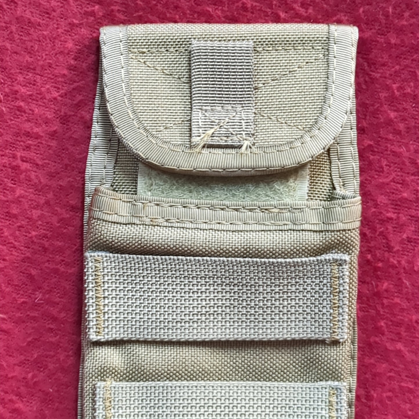Small coyote molle pouch Used (ca07-yam149)