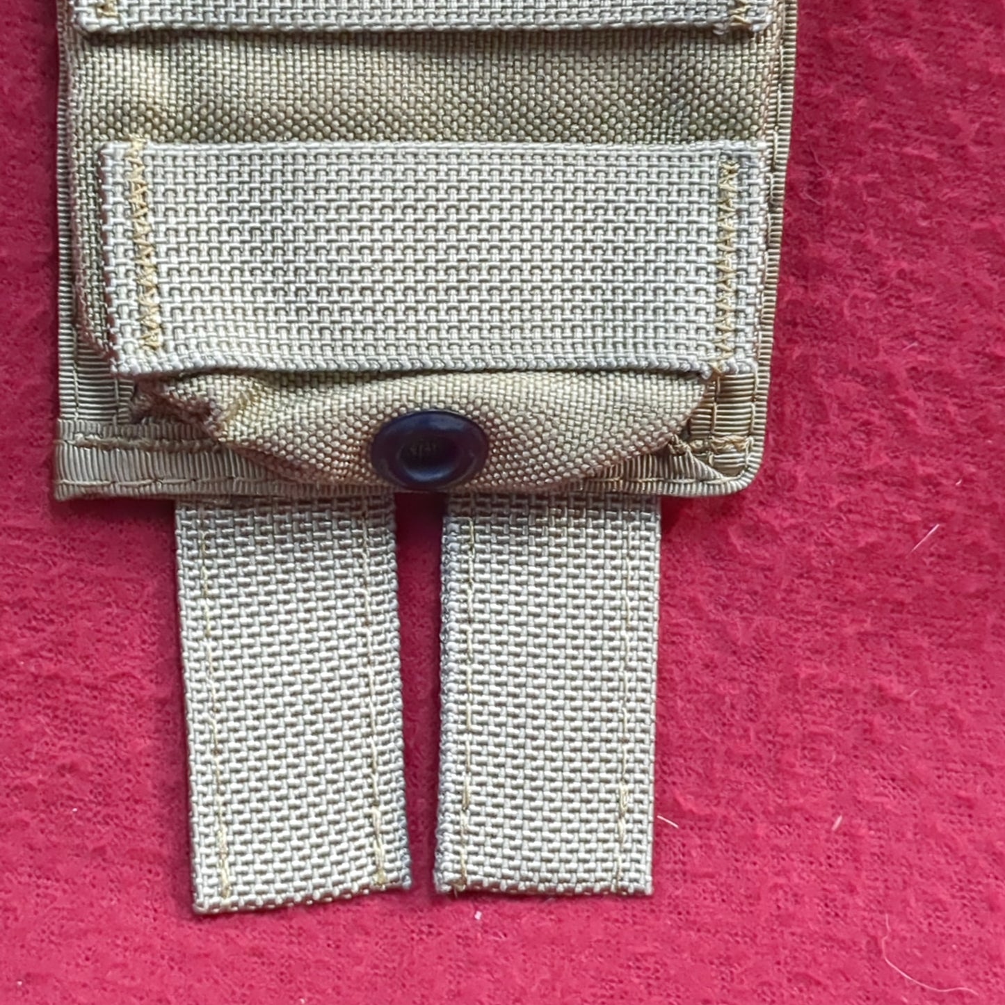 Small coyote molle pouch Used (ca07-yam149)