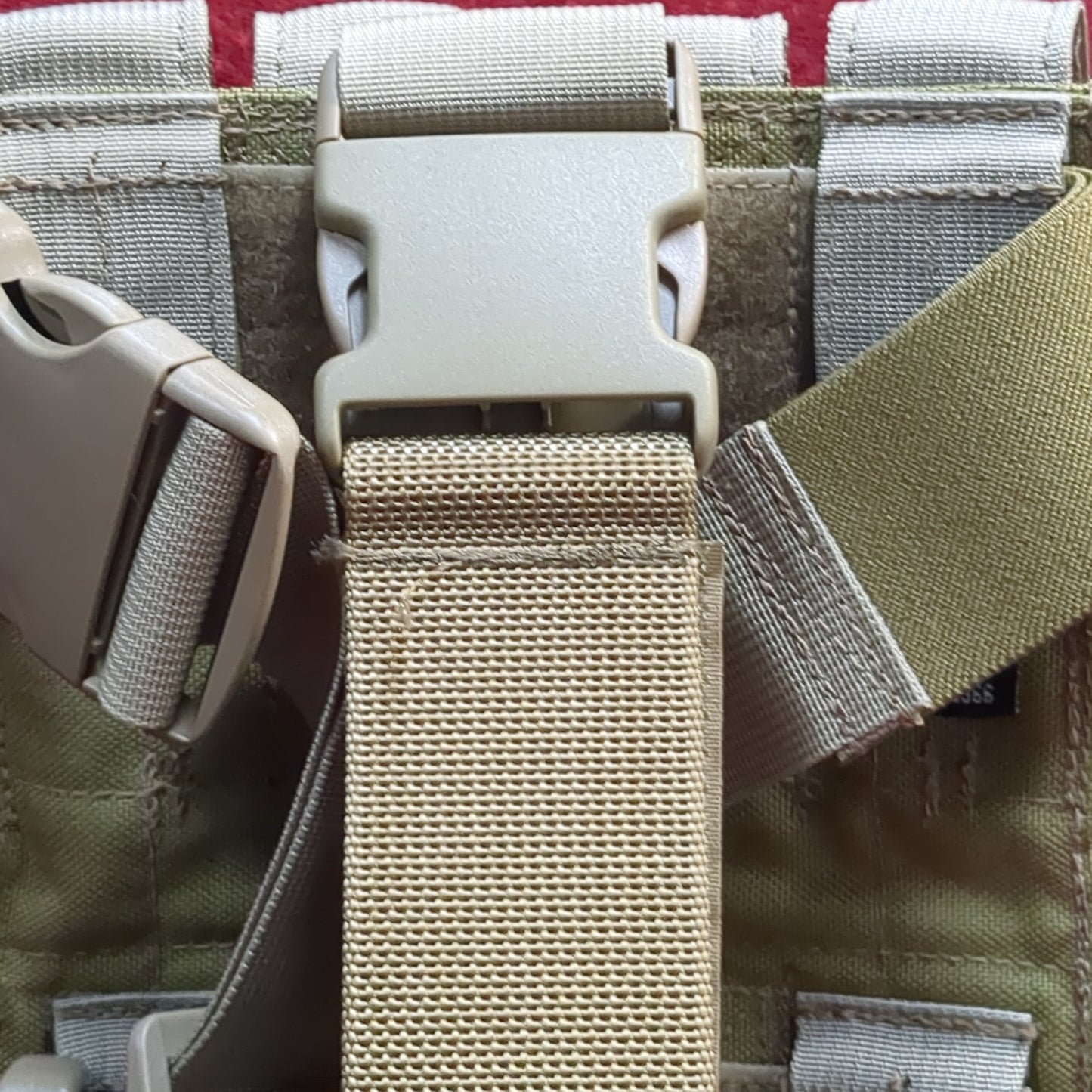 Tag / bds drop leg pouch 40mm holder coyote good condition (ca07-yam156)