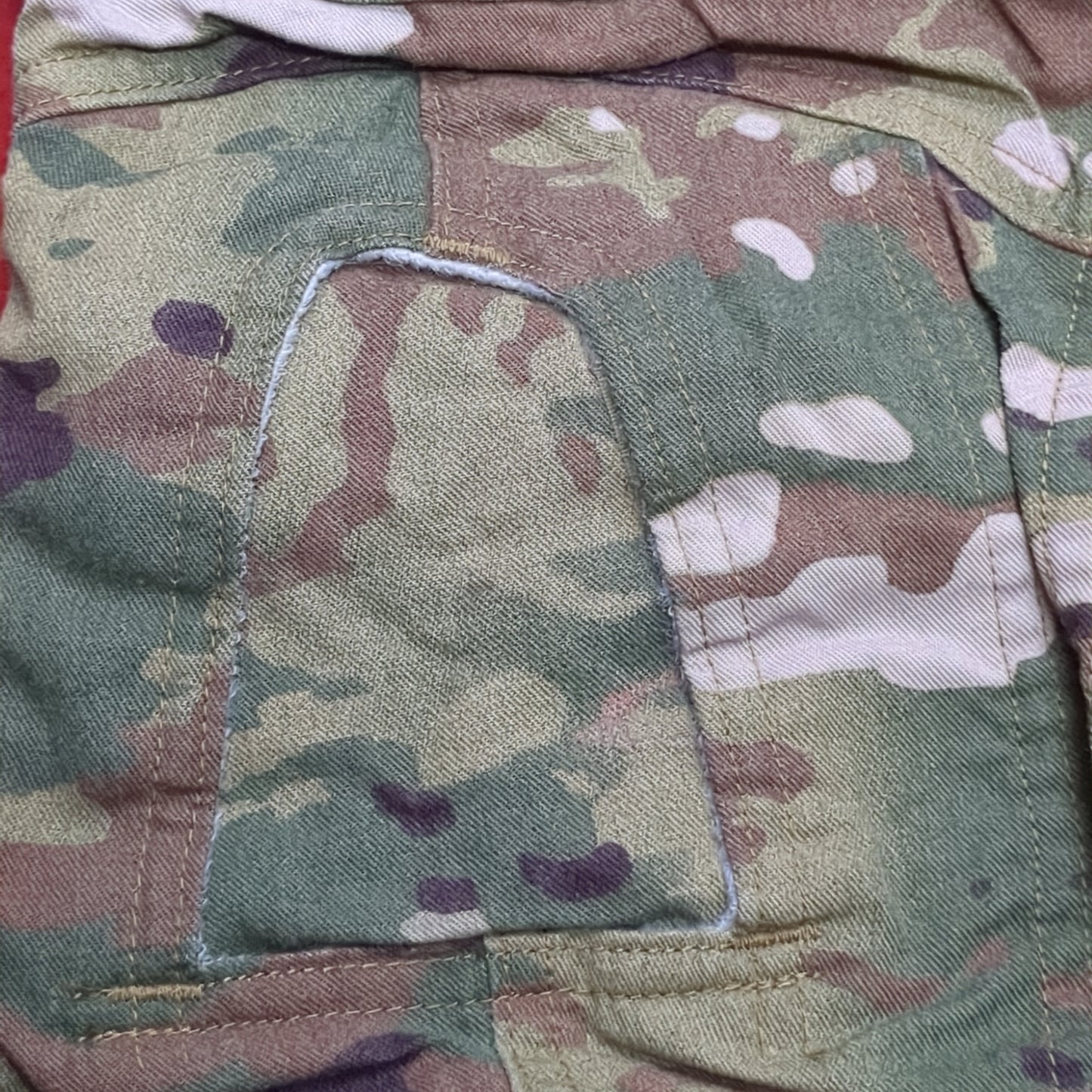 US Army deployment frac combat pants Medium Regular w/ knee Pads Good Condition (ocp4- fa16-GUA05)