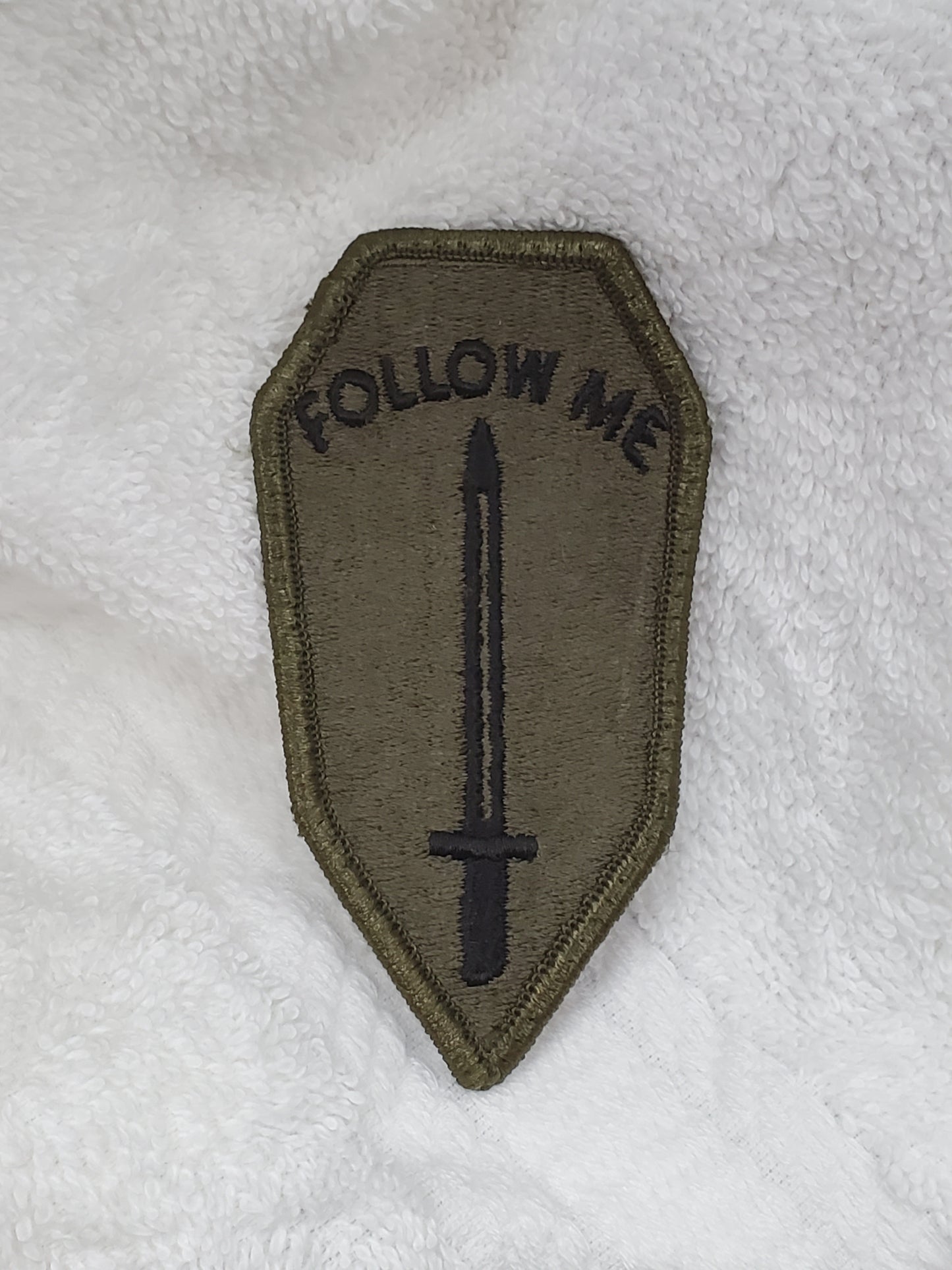 US Army FOLLOW ME Subdued Olive Drab Infantry Training School Patch (bu08)