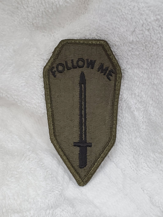 US Army FOLLOW ME Subdued Olive Drab Infantry Training School Patch (bu08)