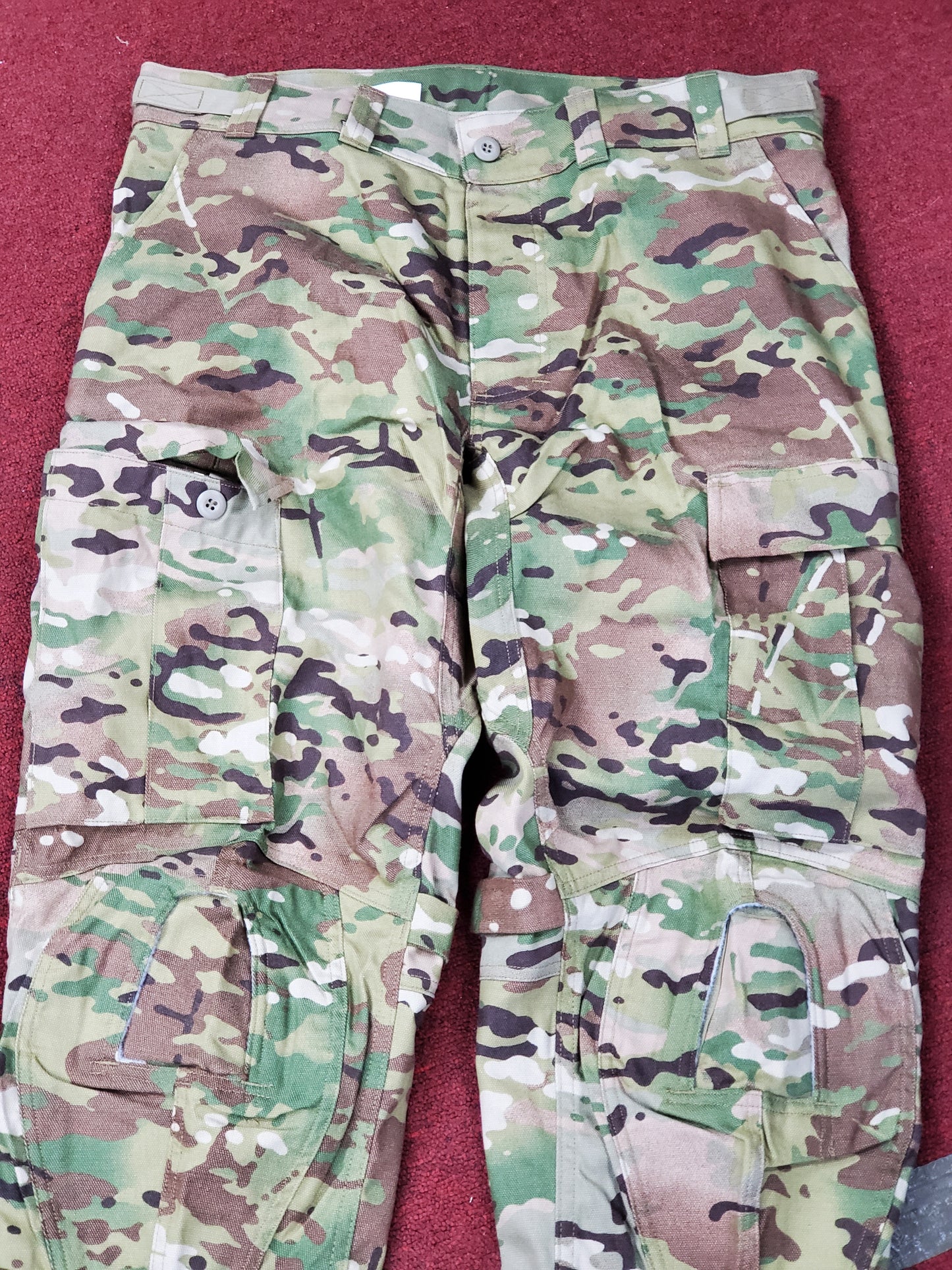 NOS Medium Regular US Army Deployment Frac Combat Pants w/ Knee Pad Pockets (CA13-.25APR06)