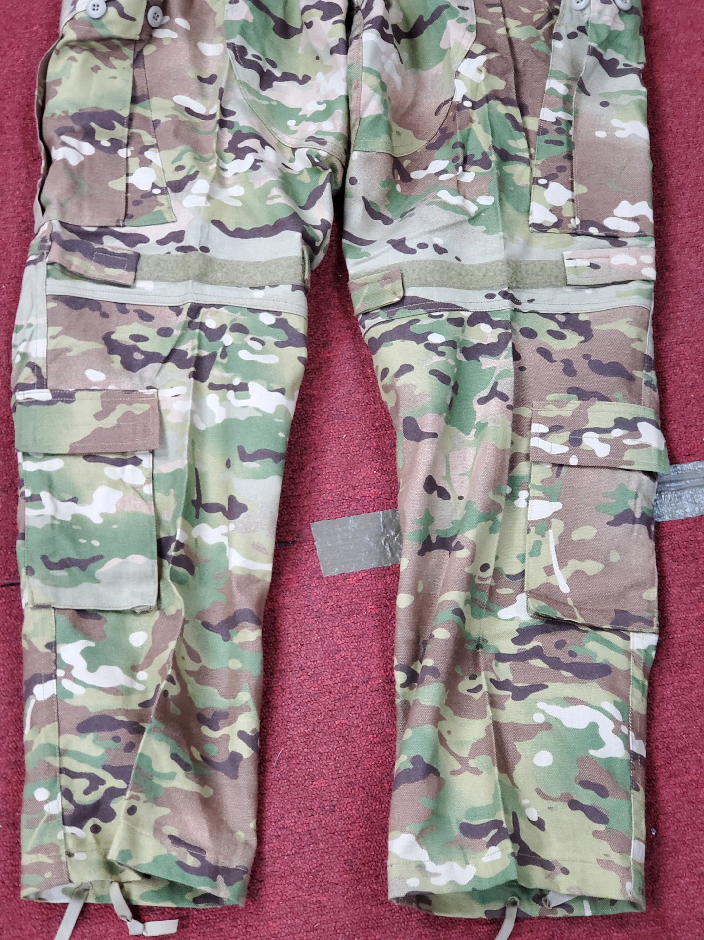NOS Medium Regular US Army Deployment Frac Combat Pants w/ Knee Pad Pockets (CA13-.25APR06)