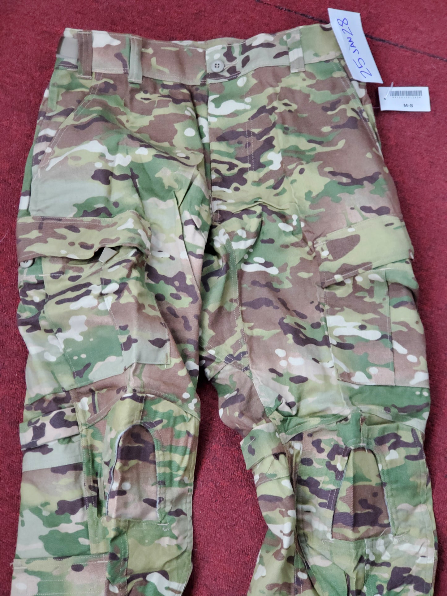 NWT Medium Regular US Army Deployment Frac Combat Pants w/ Knee Pad Pockets (25APR02)