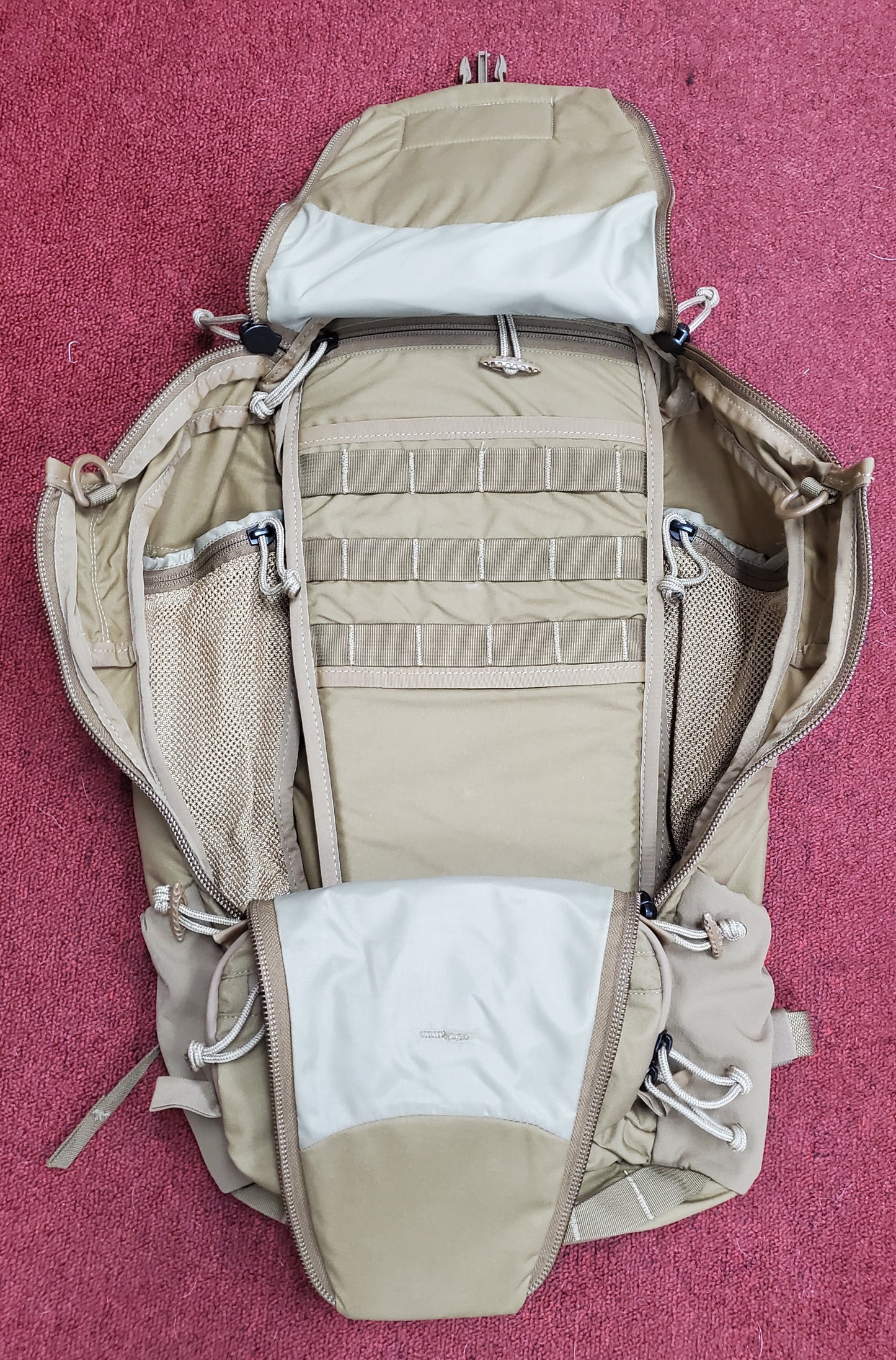 NEW - Mystery Ranch Gunfighter 24 Coyote Low-Profile Backpack (25feb17-gtt)