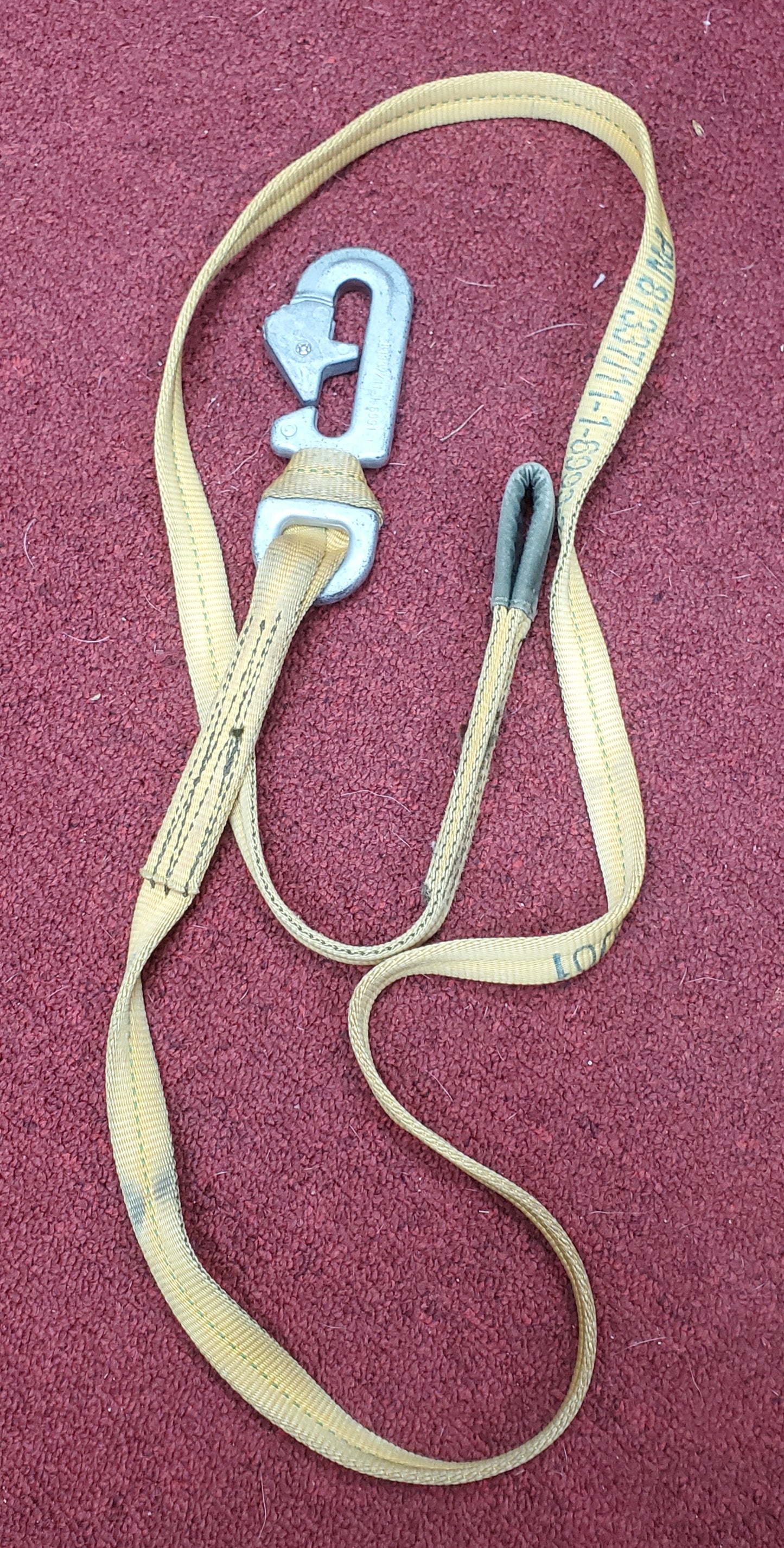 Military T-10 D Parachute 5′ Ft 9″ Static Line Extension with Hardware (ca13-25feb24)