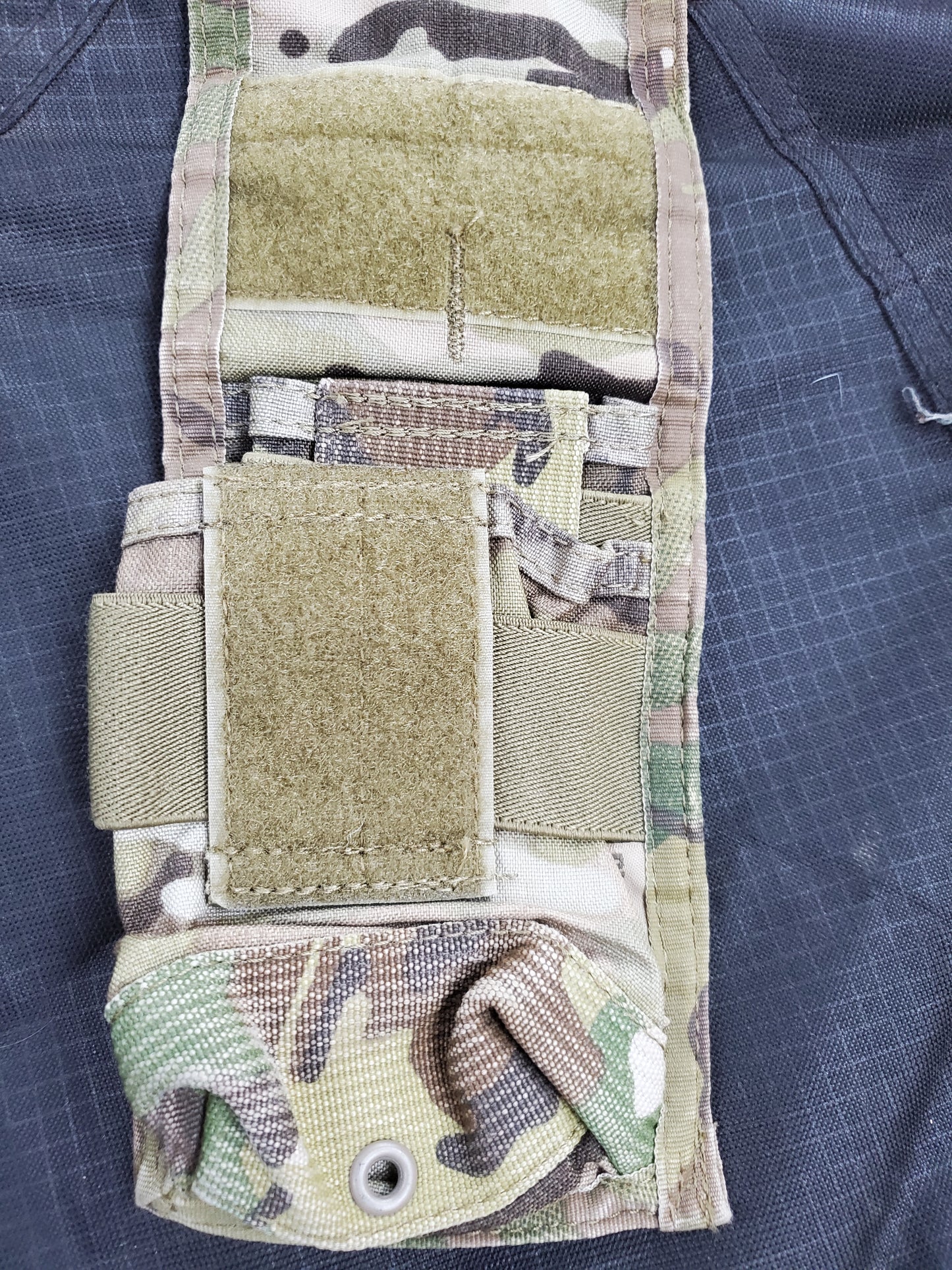 Blackhawk STRIKE M4 Staggered Magazine Pouch Molle OCP Multicam (ca13-25feb44)