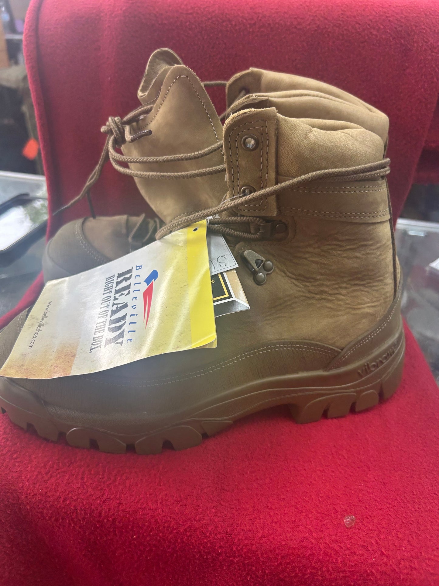 NWT US Army MCB 950 Belleville Gore-Tex 9R Boots Excellent Condition (DB13-MCB950-9R)
