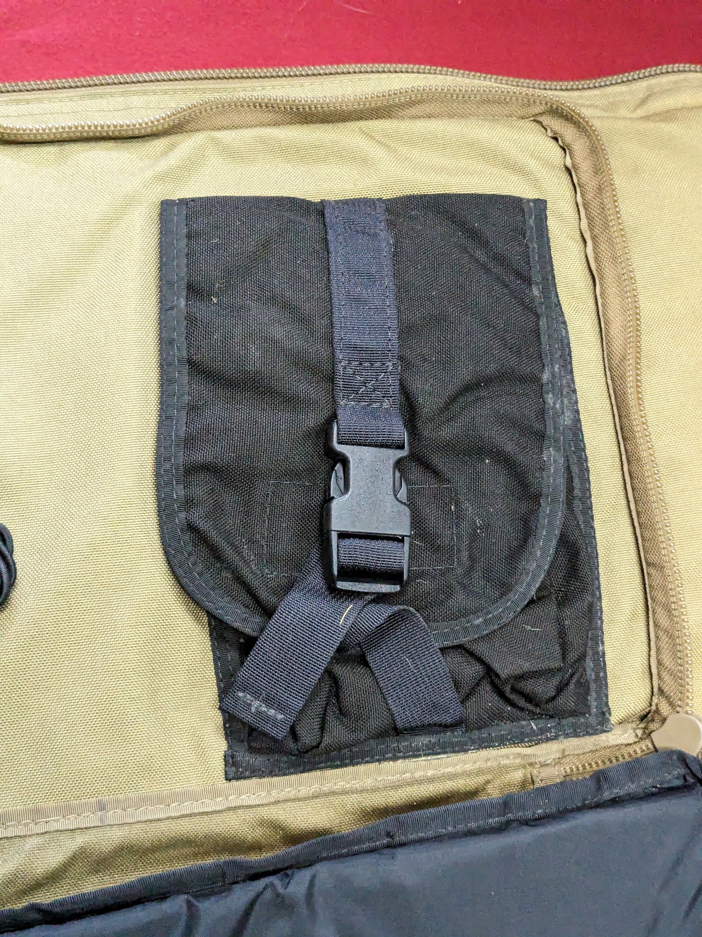 Bushnell tactical standing tripod w/ bushnell tactical tripod coyote kit bag (BB02-enu116)