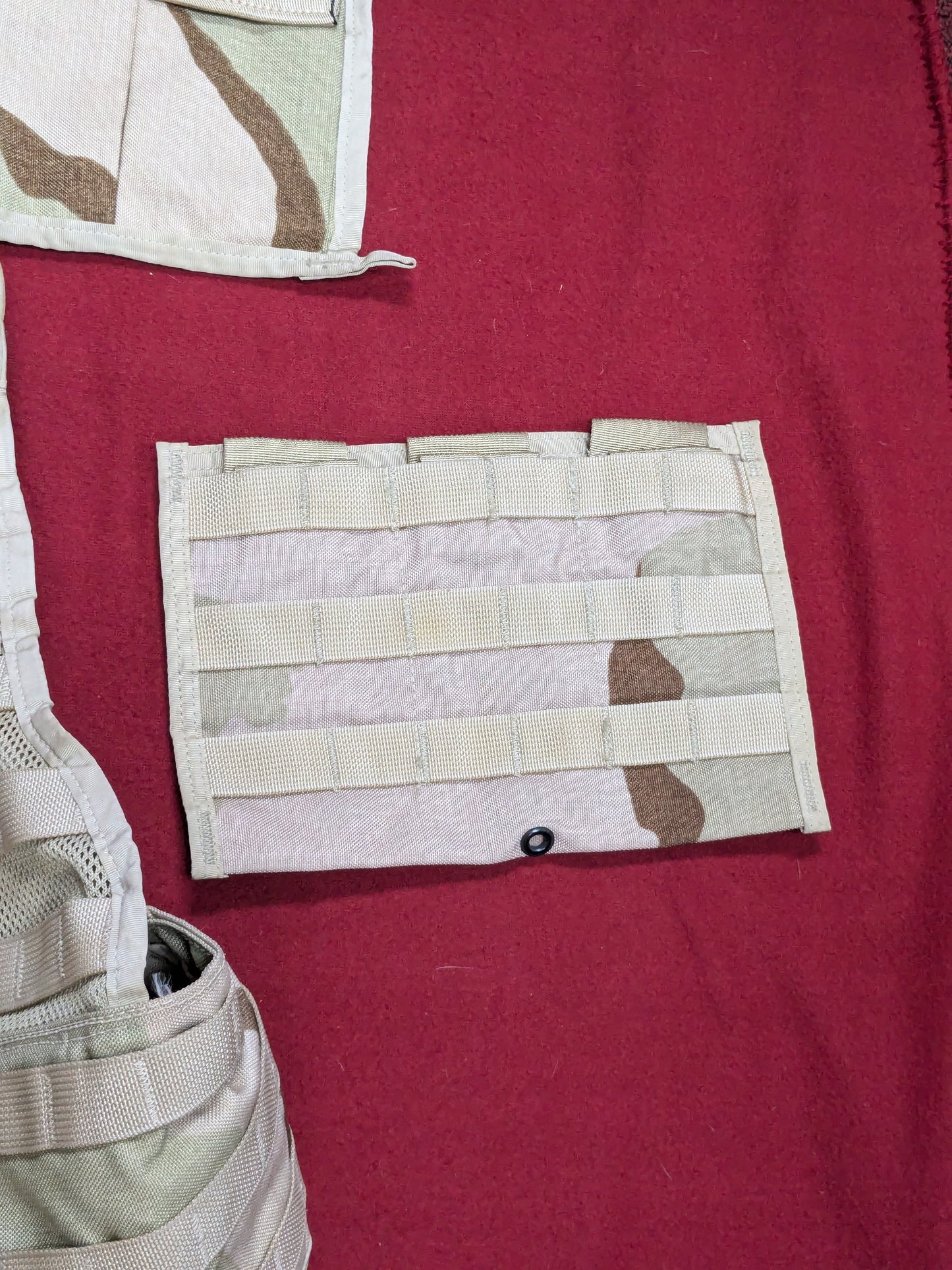 U.S. Issue Desert DCU Rifleman Set used (EB16-enu159)