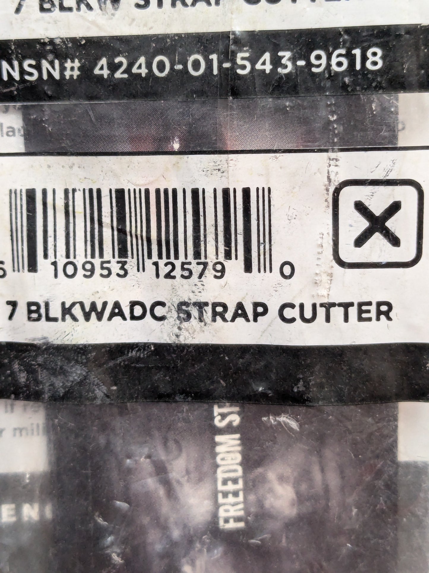 NOS benchmade seatbelt strap cutter with clips & pouch (ifak ac07-enu160)