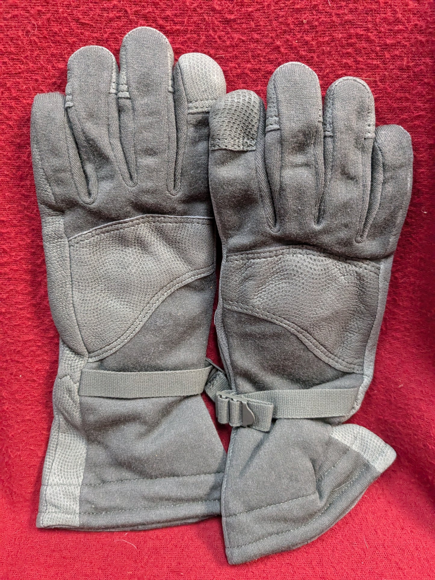 NOS US Army CWF GORE-TEX Gloves Small (cb02-enu163)